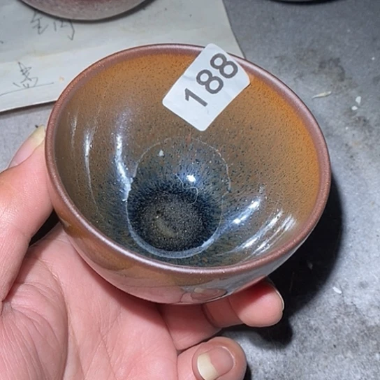 茶盏是因为一切不开心