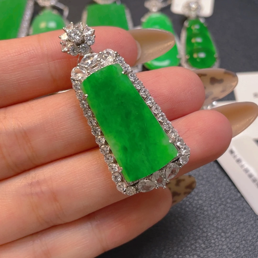 翡翠银S925镶嵌颈饰