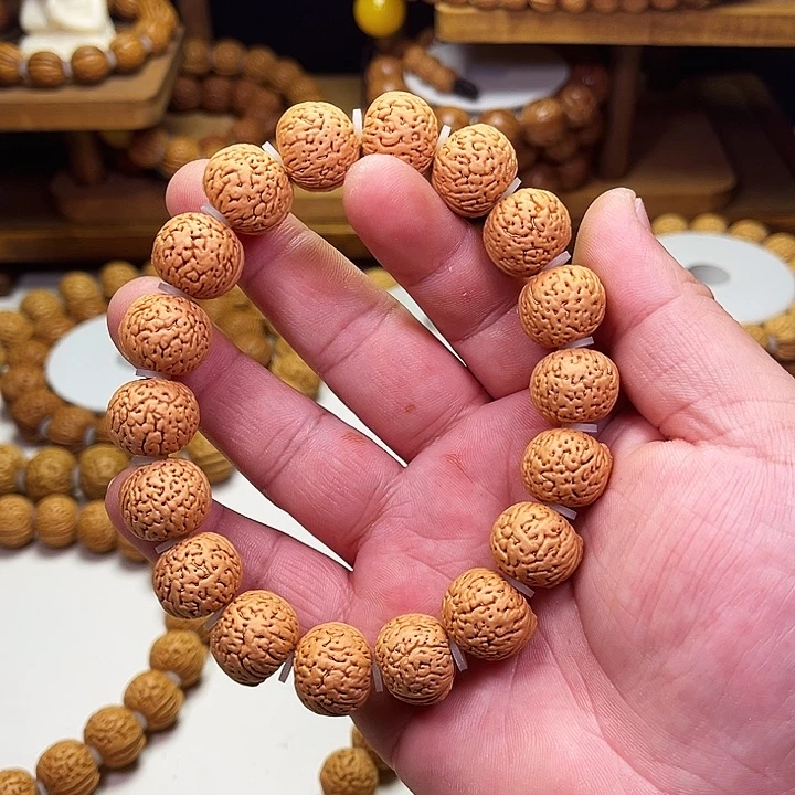 w***e桃核吊坠王者南瓜