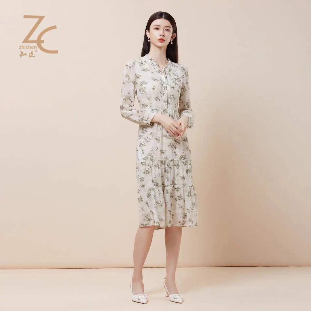 知臣温柔百搭V领碎花雪纺连衣裙女 22243518