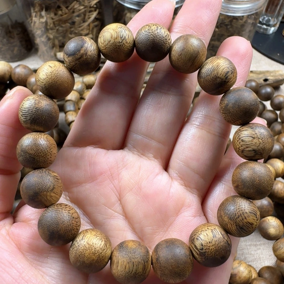 道***然沉香沉香碎屑奇楠海南陆河老料11g