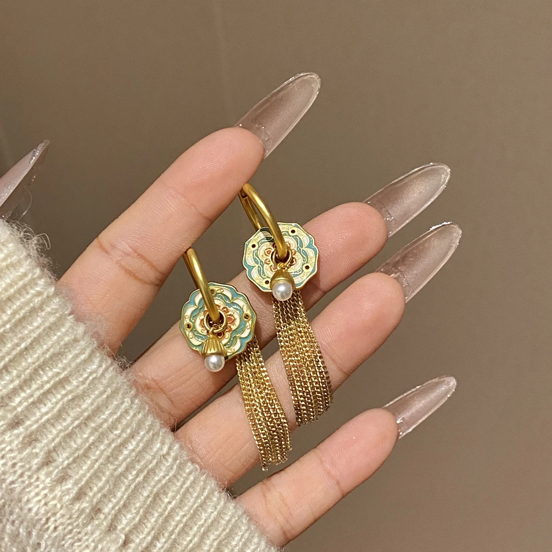 铜合金珐琅耳饰 经典百搭高级感气质设计感耳钉Y204