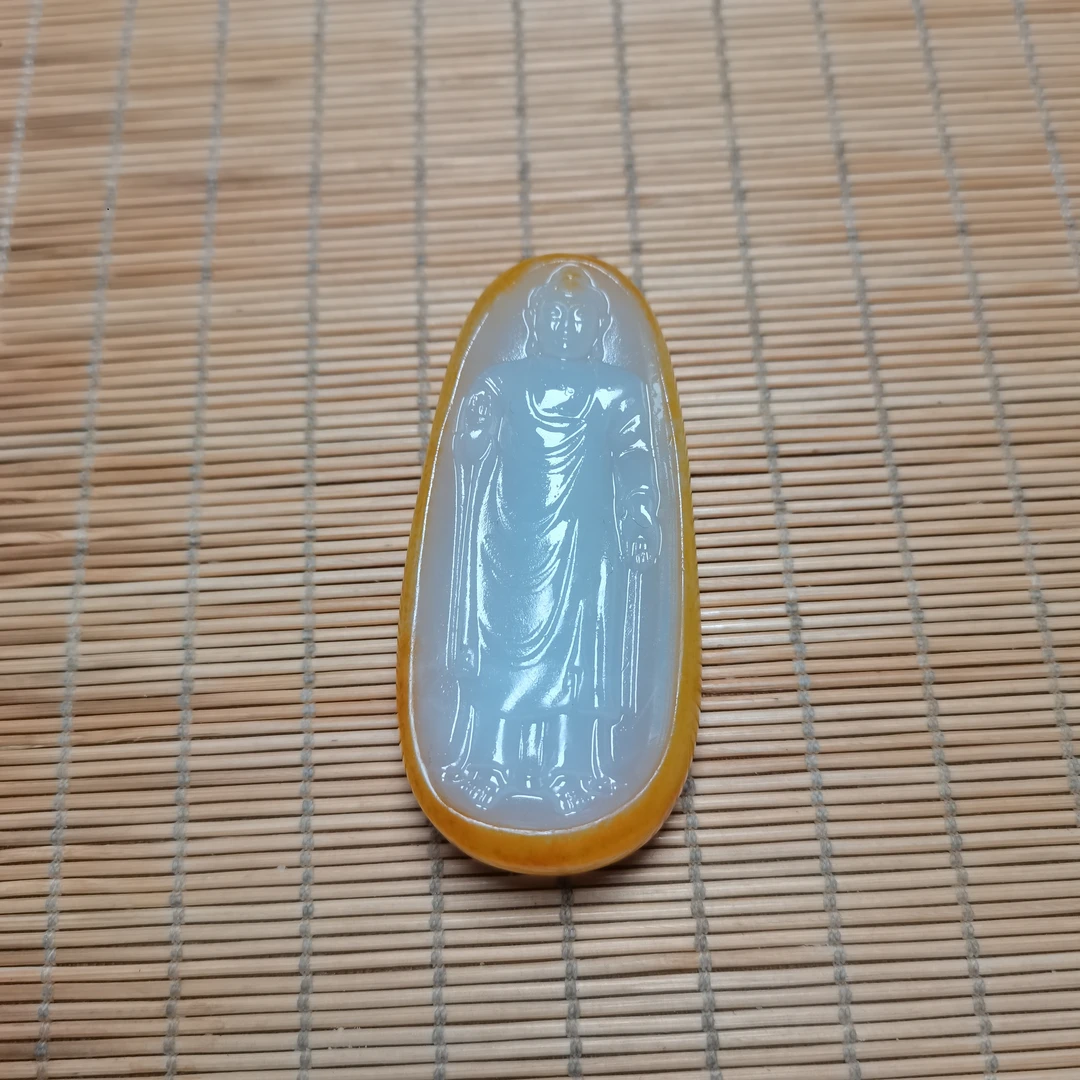 新疆和田玉大日如来81克