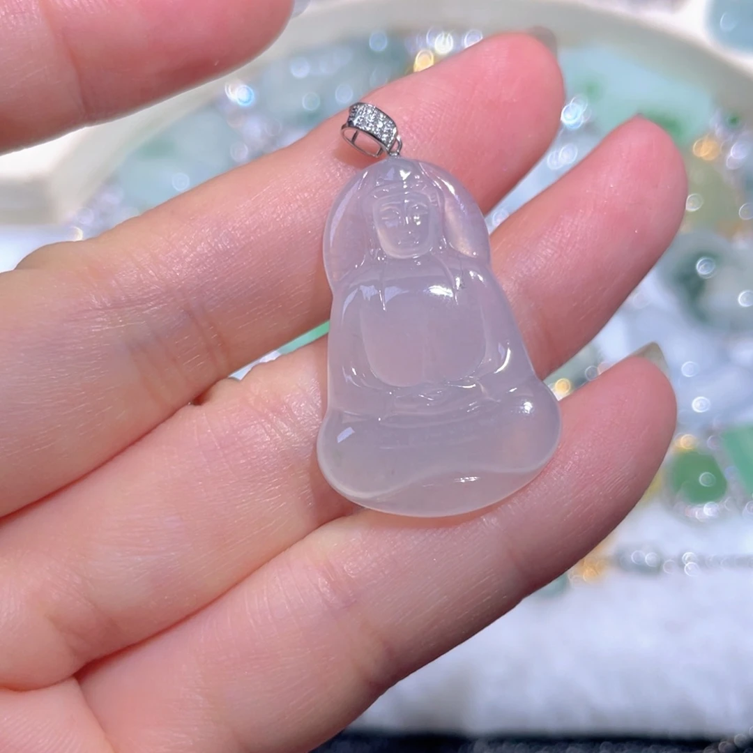 翡翠18K金镶嵌颈饰翡翠