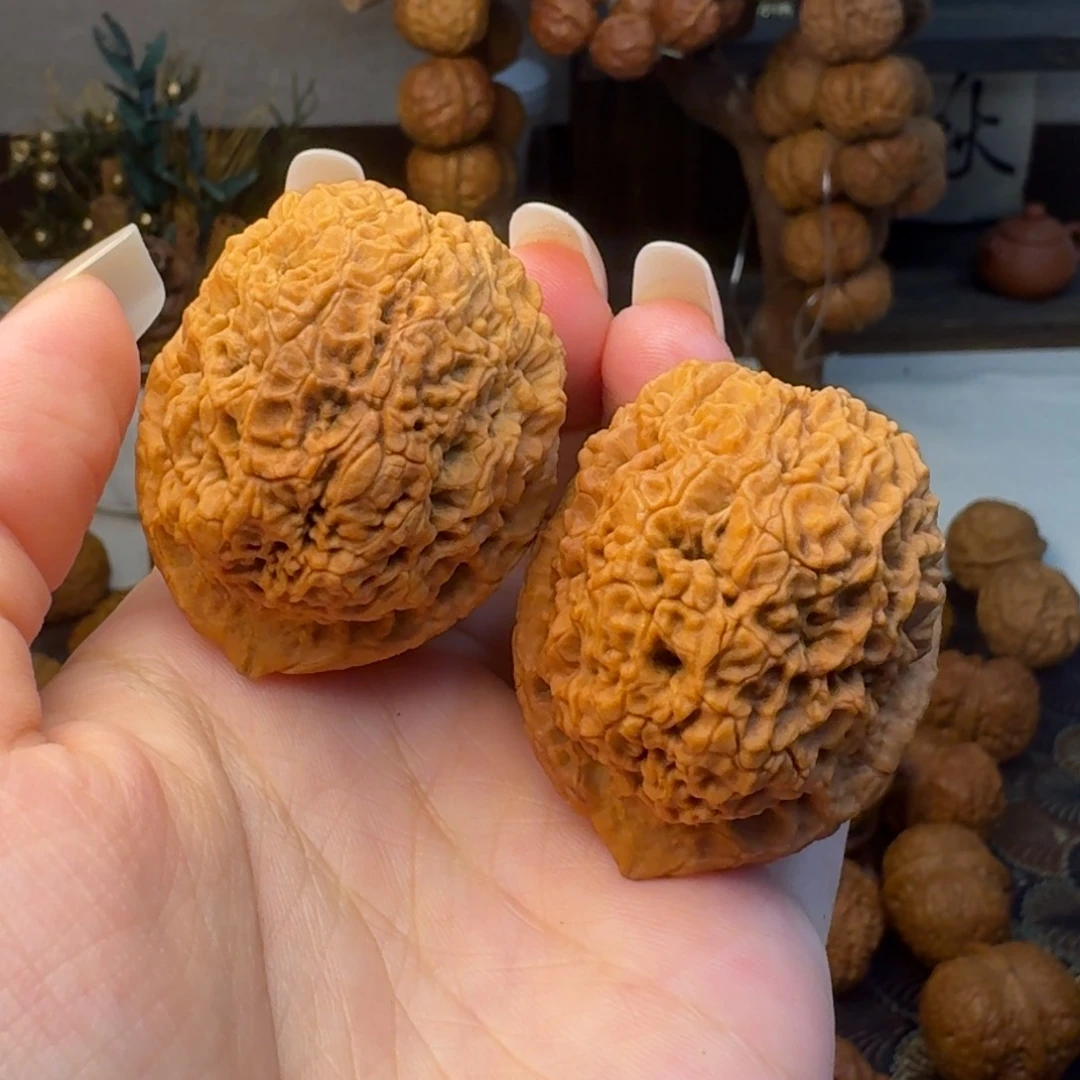 文玩核桃把件麒麟王43.5
