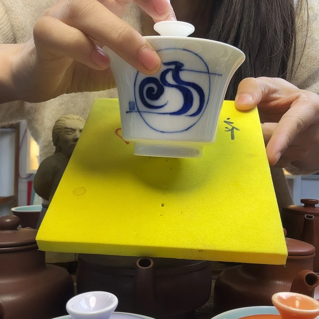 DM FB TV TV Ty TyTy Ty Ty