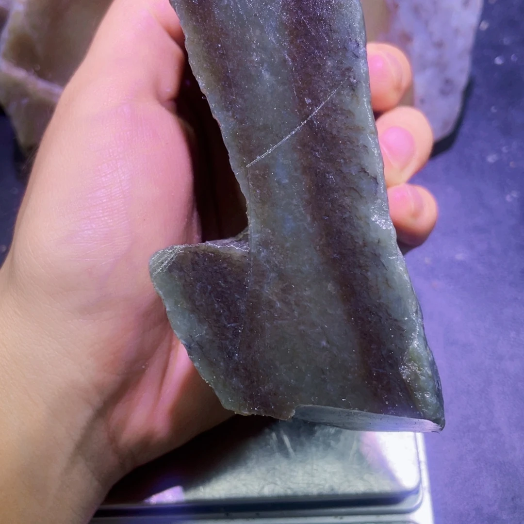 和田玉未镶嵌珠宝半成品