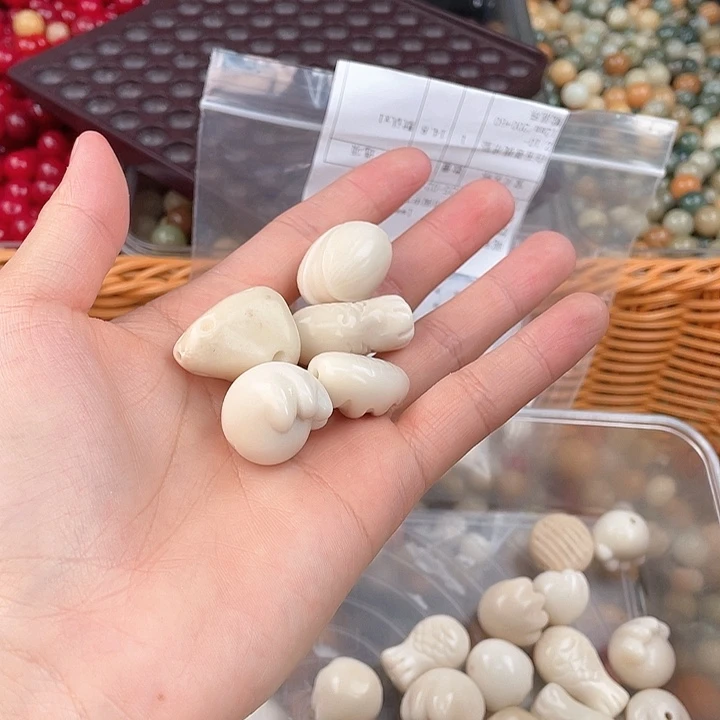 白玉菩提吊坠z16-17mm 5颗 微瑕不售后