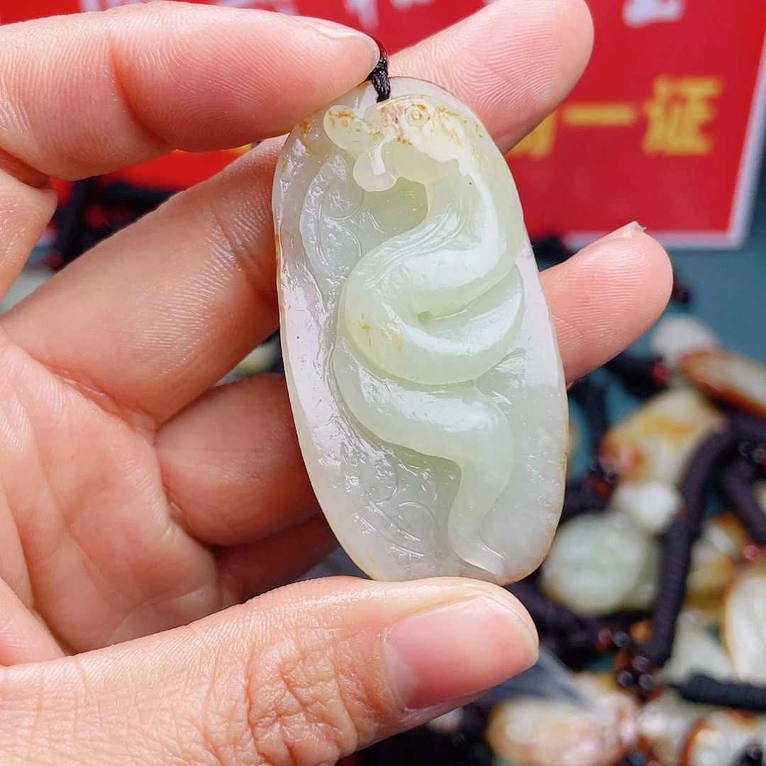 和田玉颈饰未镶嵌