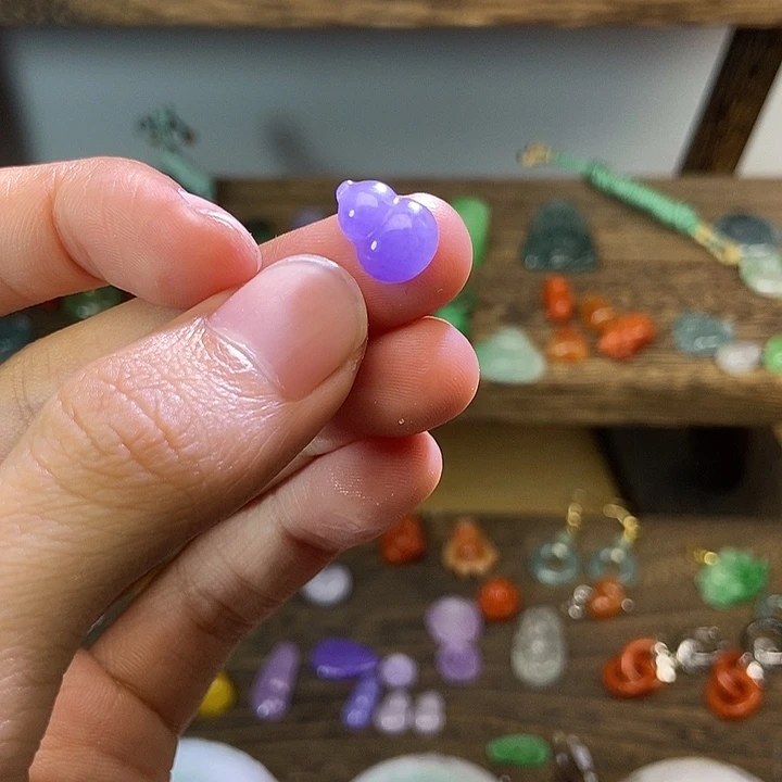 翡翠未镶嵌颈饰1111111121