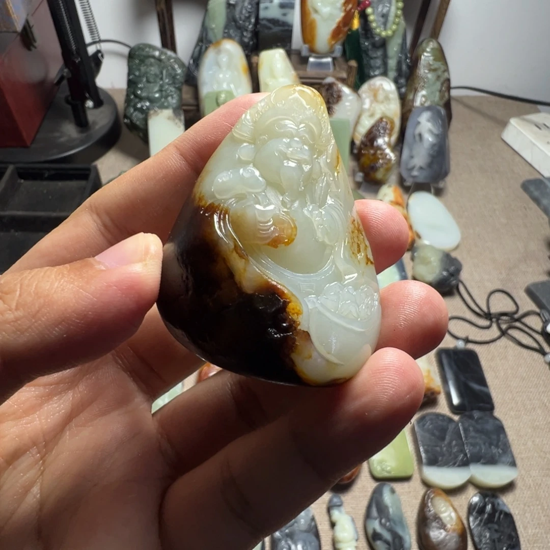 和田玉未镶嵌挂件财神