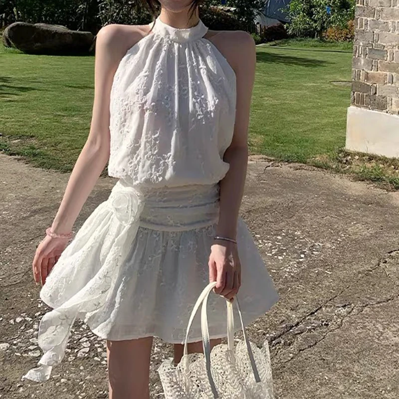 洁白小玉兰挂脖连衣裙夏白色收腰法式无袖短款气质裙子