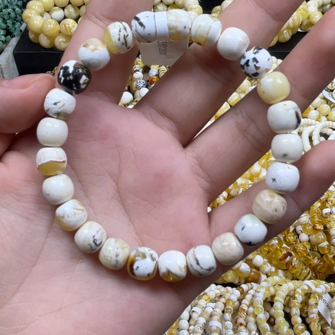 蜜蜡未镶嵌珠宝奇石8.4m