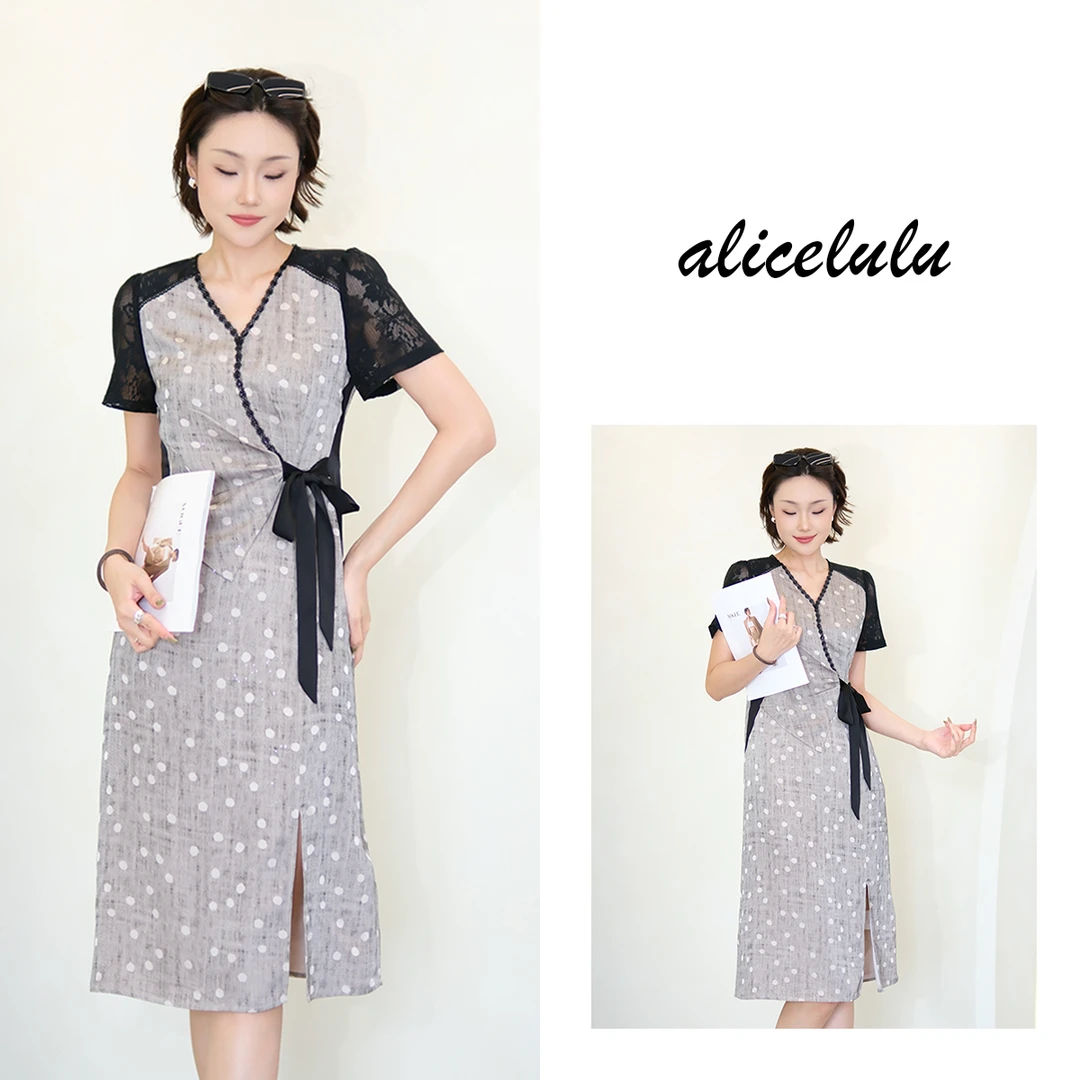 [alicelulu] v领蕾丝波点连衣裙气质优雅修身透气S2142895A