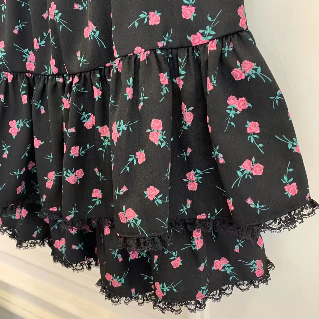 the white｜正品韩代「那白」东大门春季新品碎花短裙