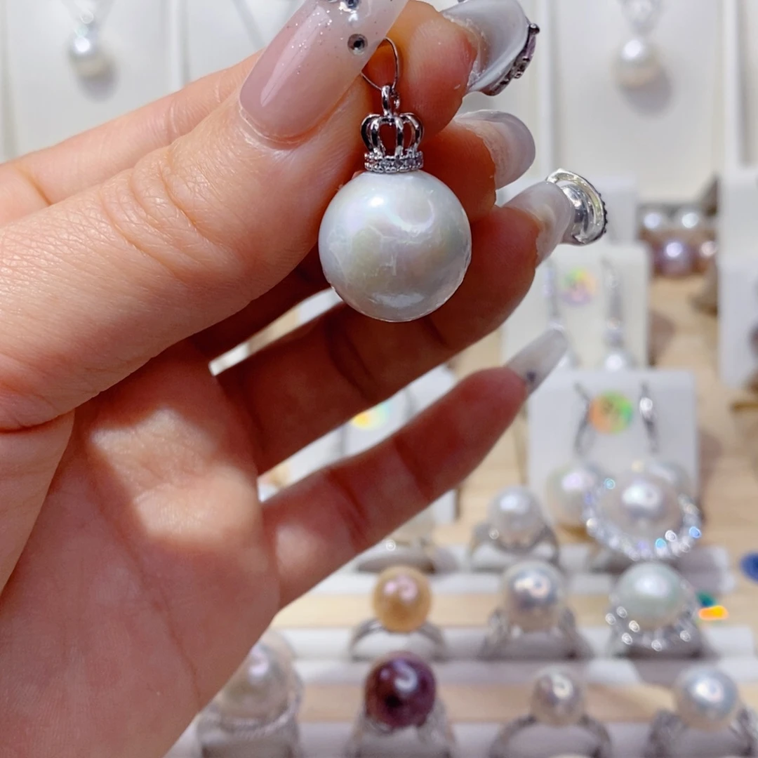 淡水珍珠吊坠(赠链)合金