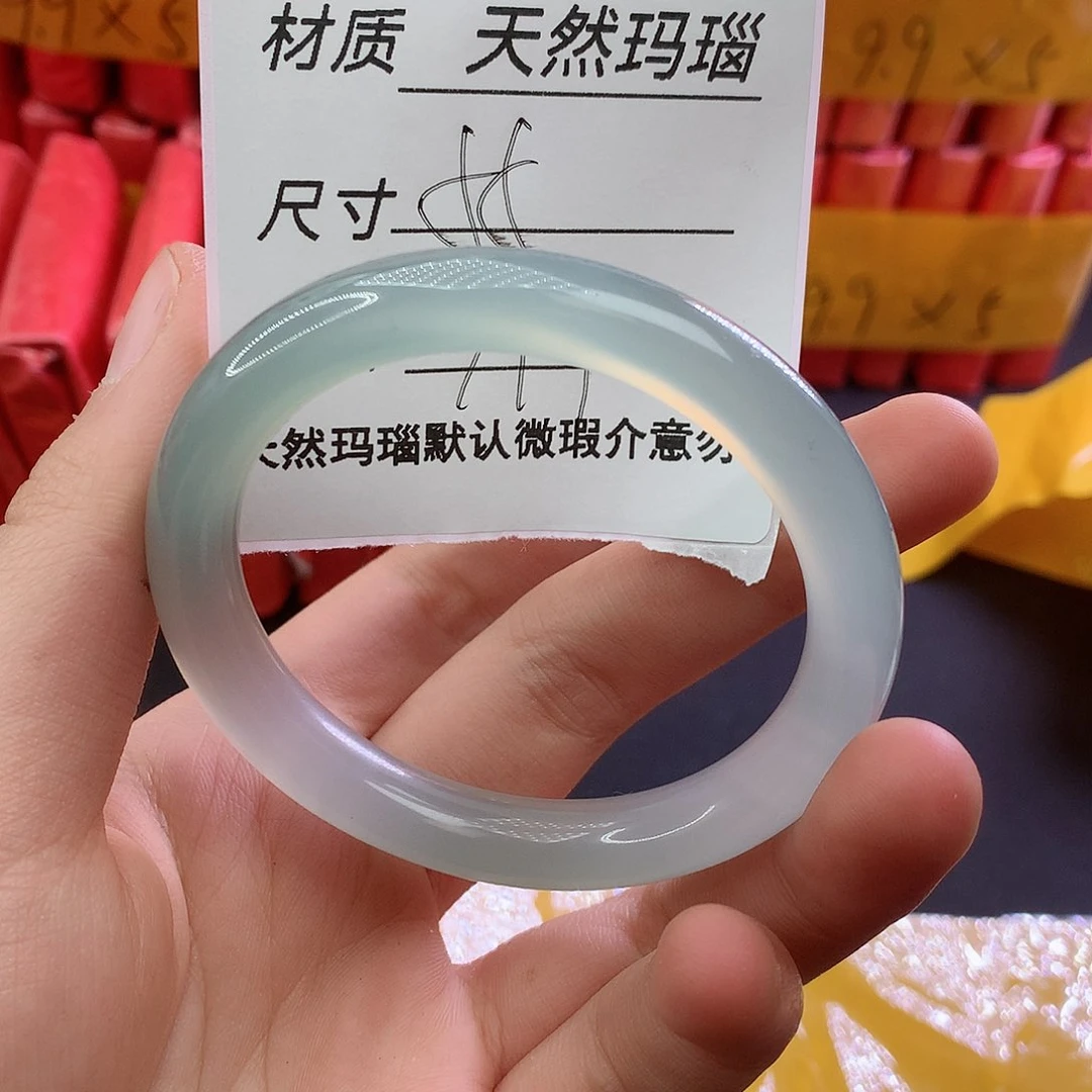 玛瑙/玉髓手镯未镶嵌132