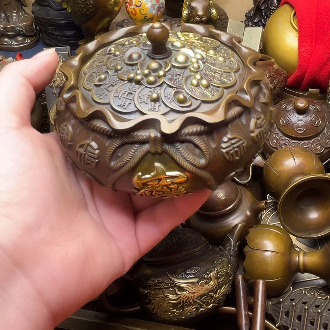 精美铜器批发档口