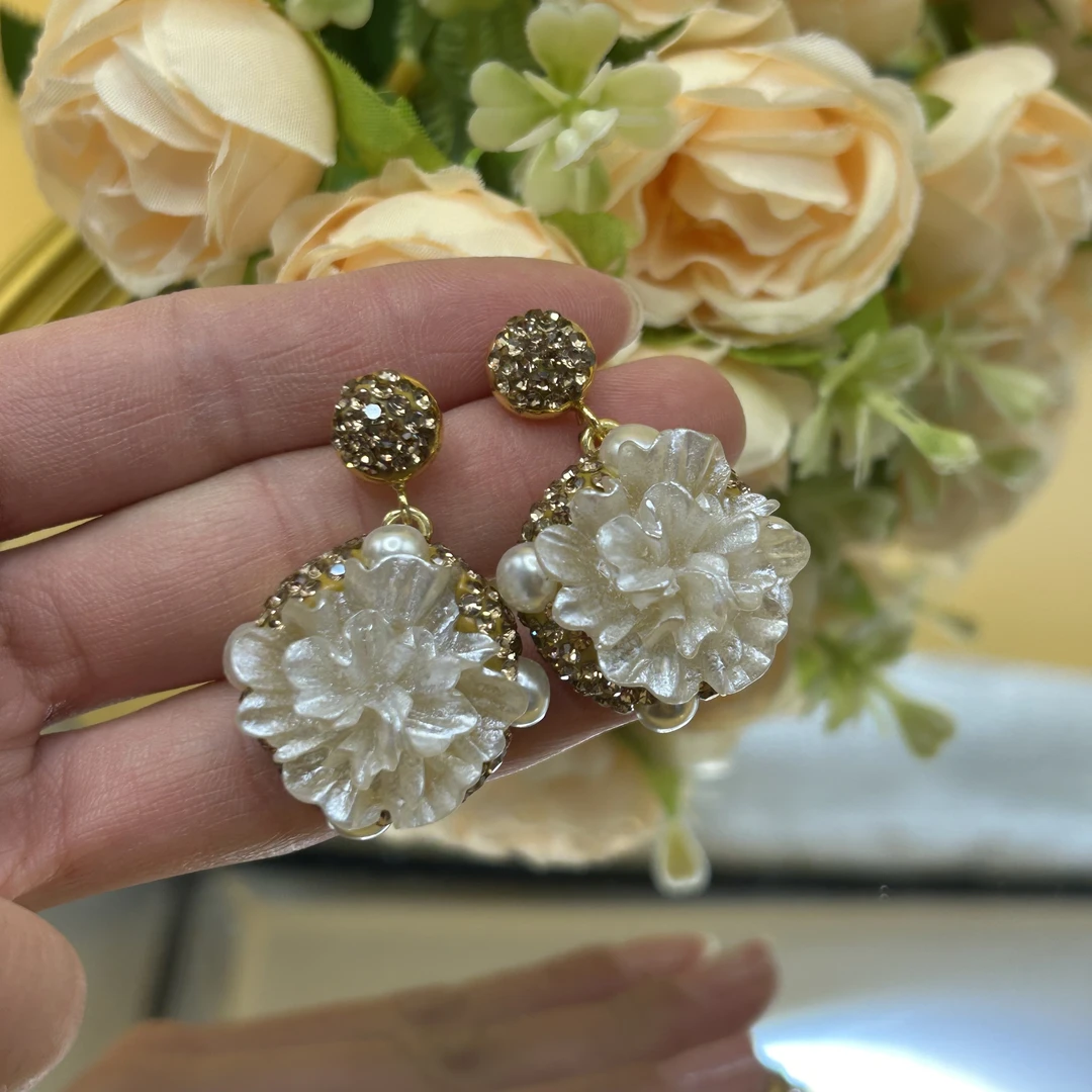 铜合金耳饰 【8613】精致气质轻奢耳钉女时尚简约小巧精美百搭耳环