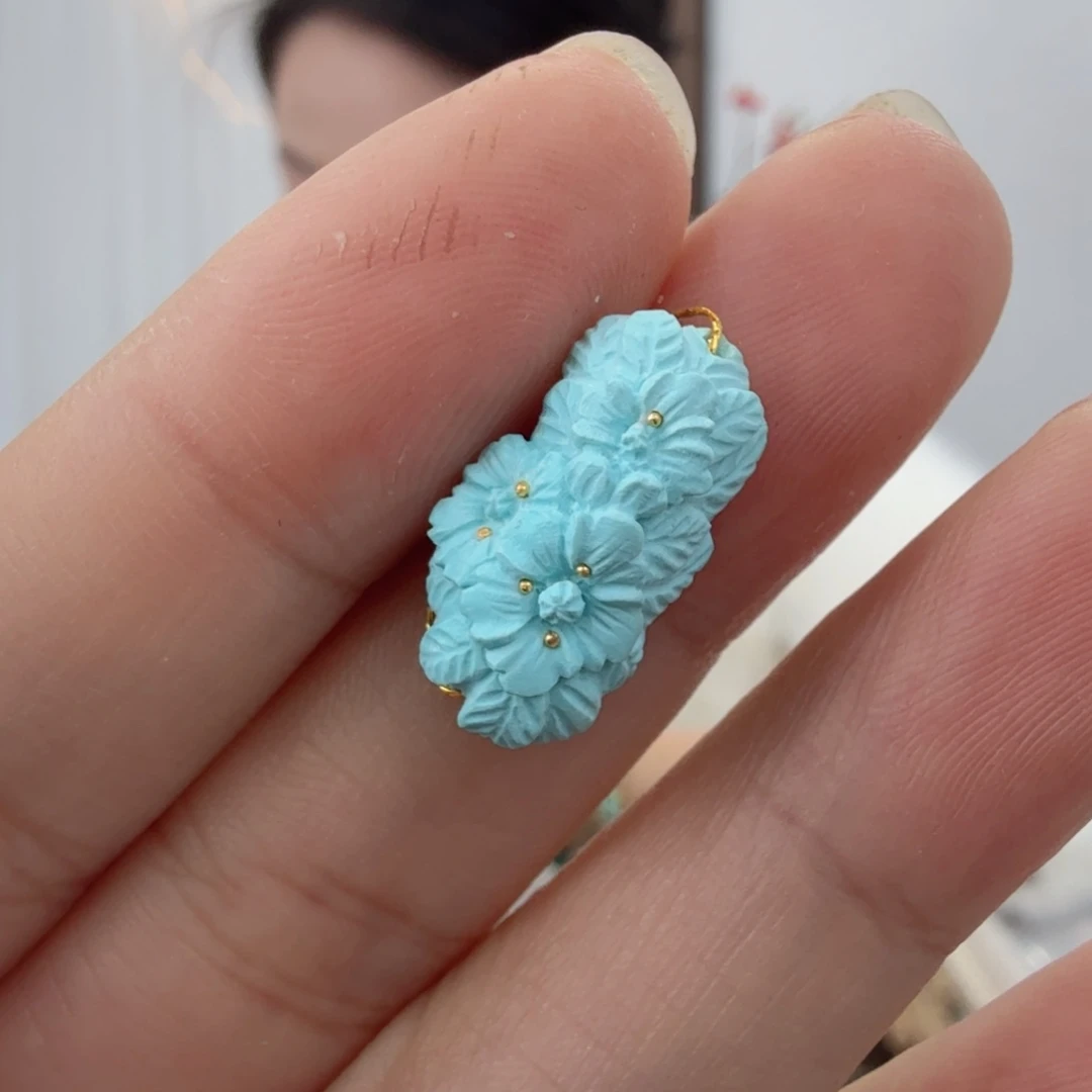 绿松石未镶嵌珠宝奇石