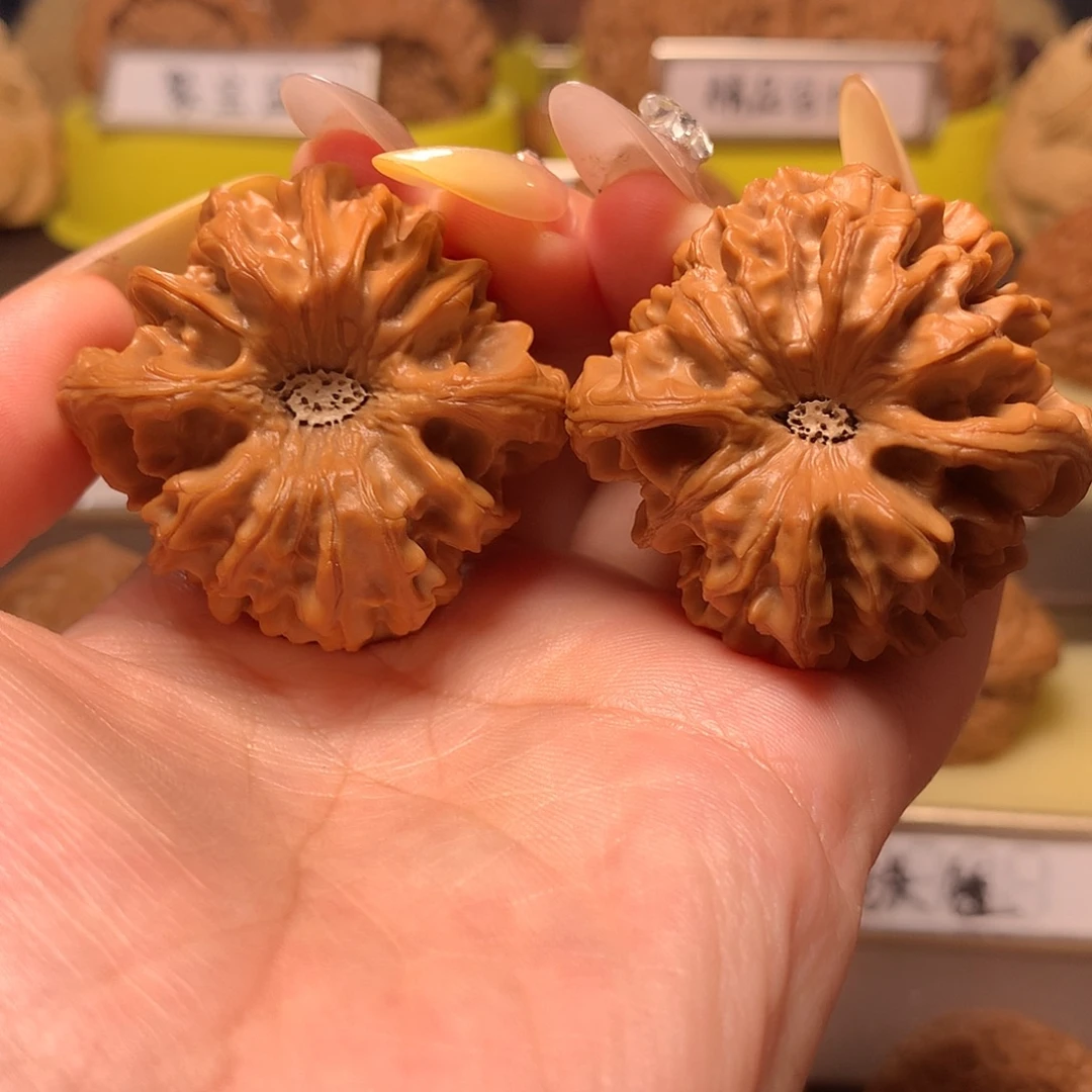 吊坠文玩核桃深凹底龙门涧43