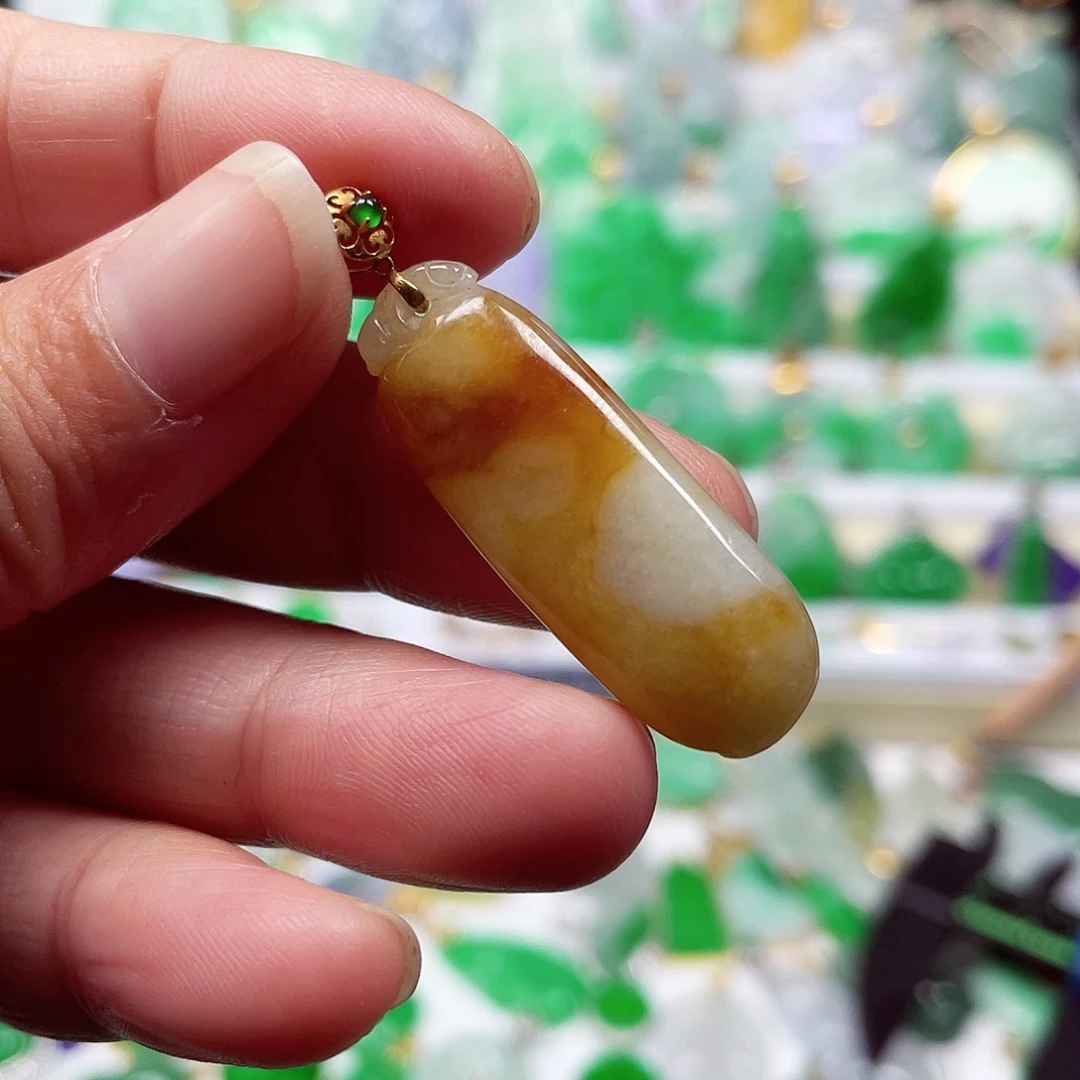 吊坠(不含链)18K金镶嵌翡翠