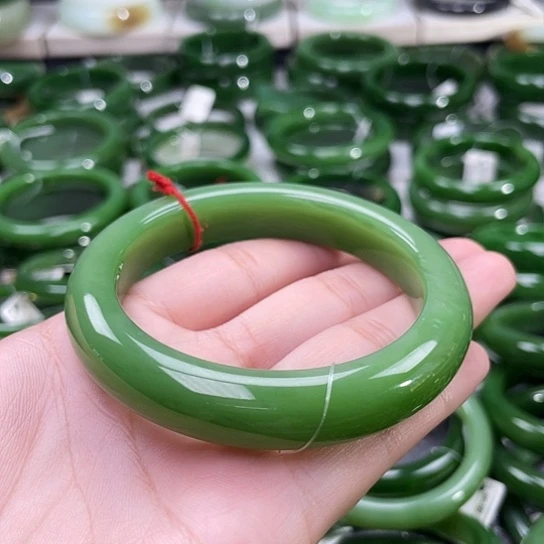 和田玉（碧玉）手镯未镶嵌