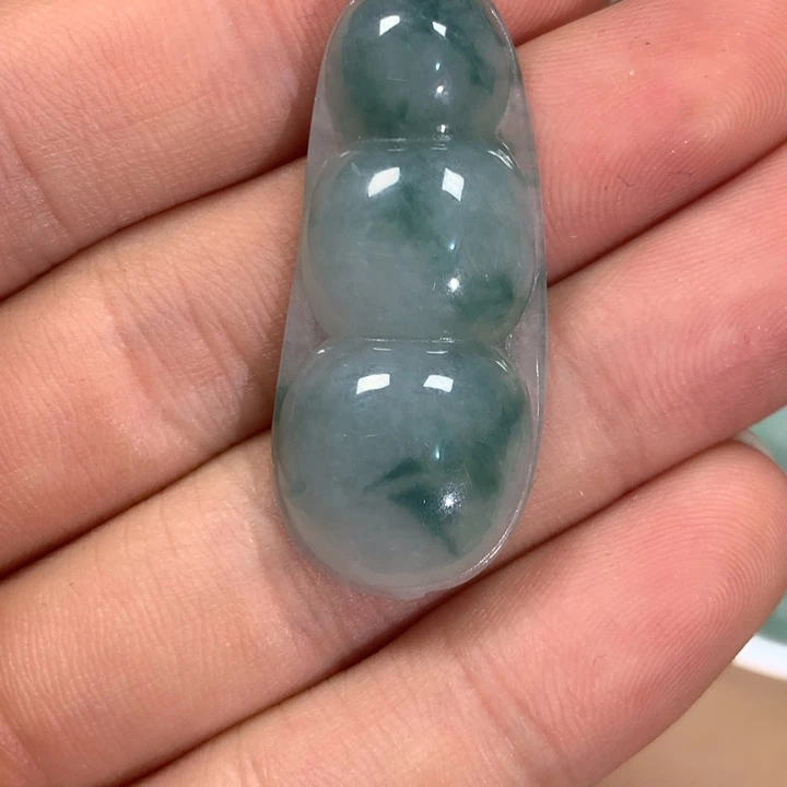 翡翠裸石翡翠首饰