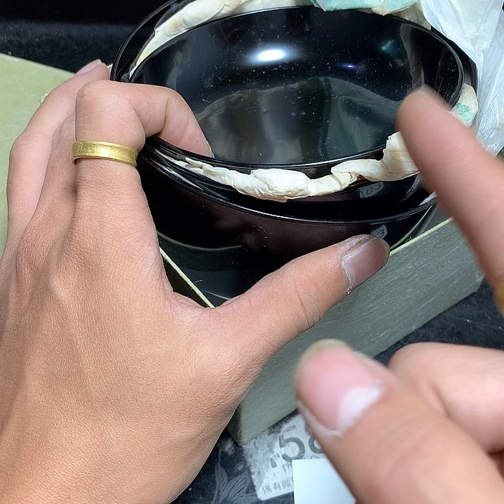 用***4瓷片这样做也不是为了满足顾客们