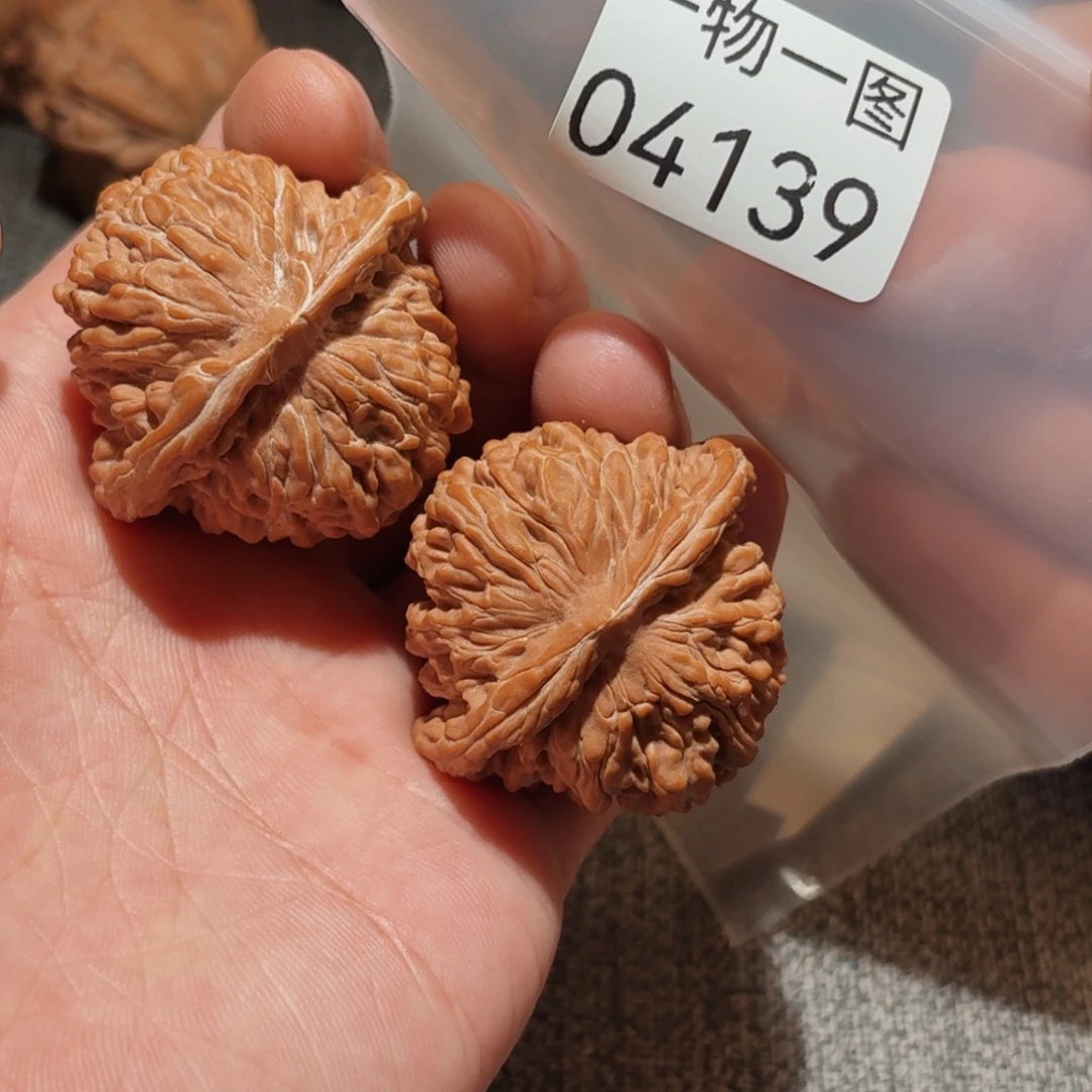 文玩核桃把件楼楼楼