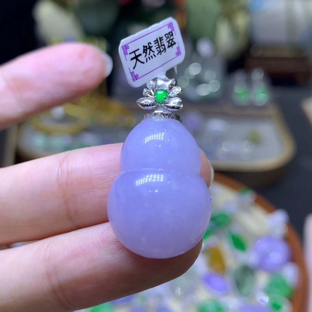 翡翠18K金镶嵌颈饰翡翠吊坠项链
