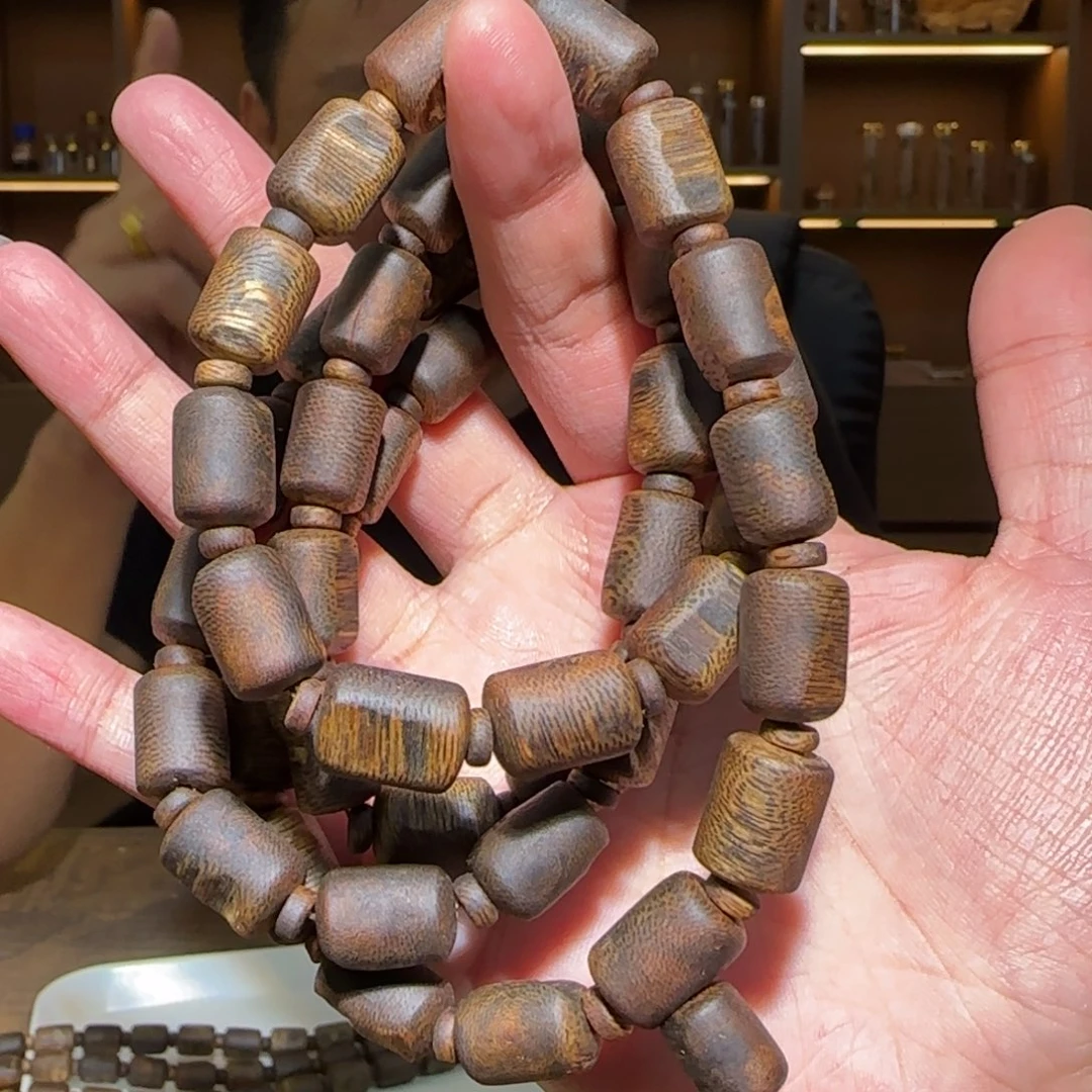 沉香手串多圈透顶绿板头1.1/60g多样性发一条