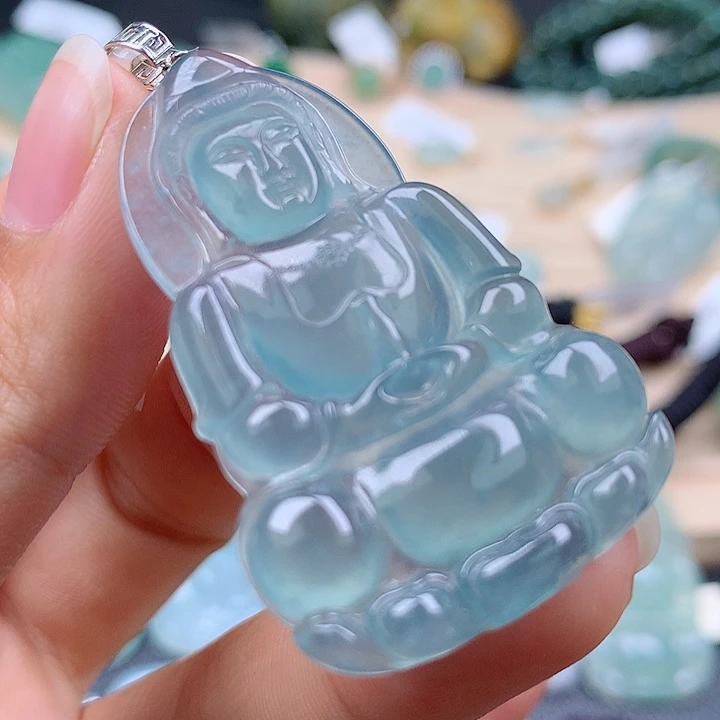 【闪购商品】翡翠颈饰18K金镶嵌翡翠吊坠