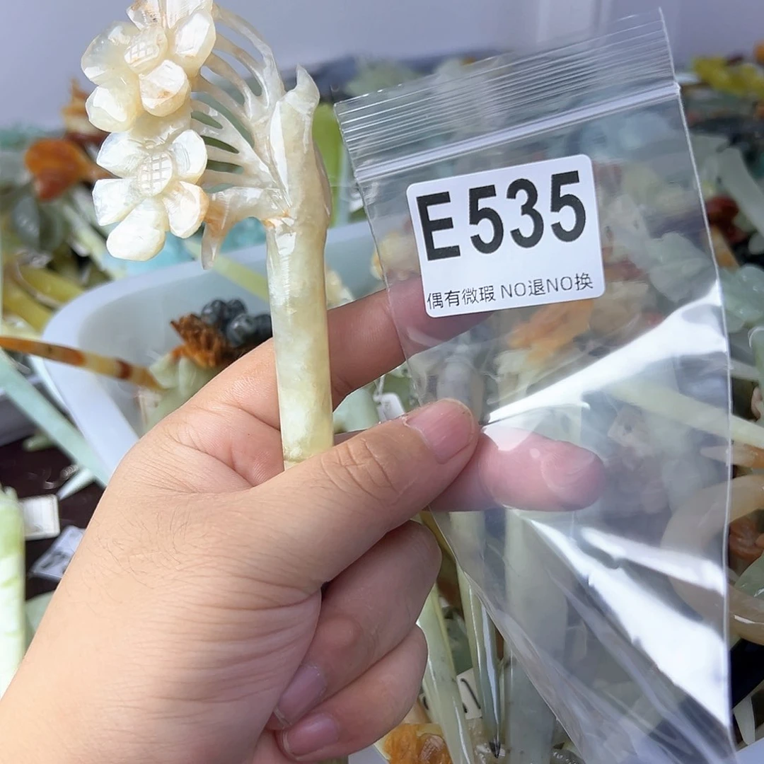 蛇纹石玉合金发饰飞**达