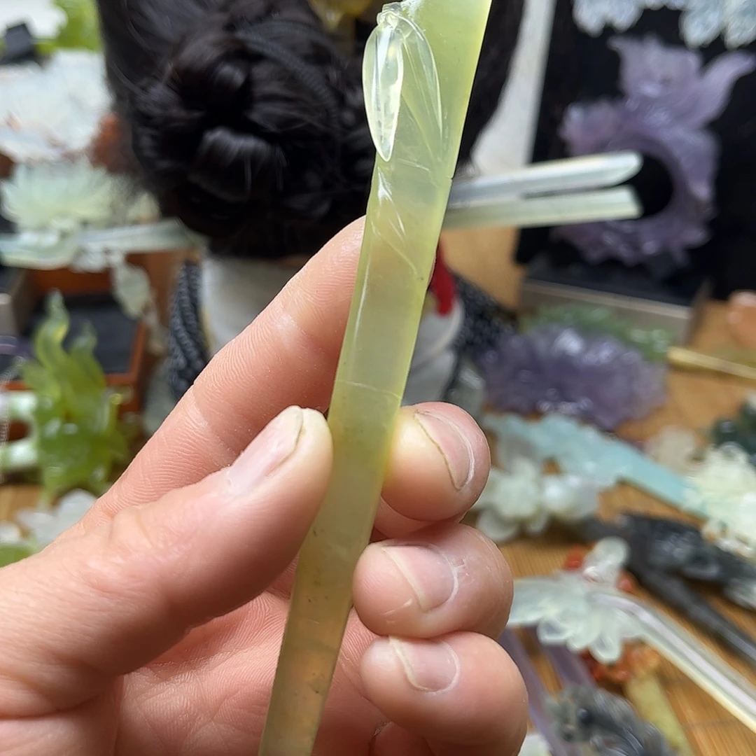 蛇纹石玉未镶嵌岫玉
