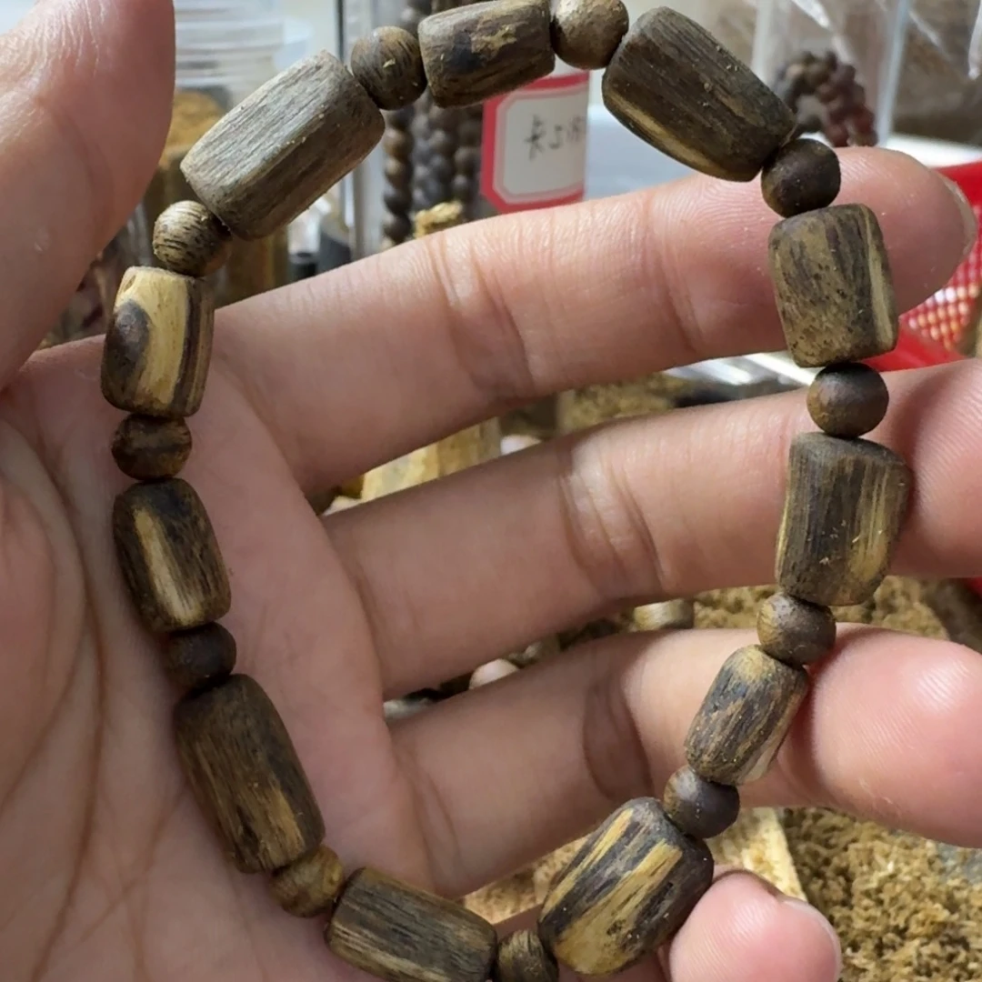 沉香碎屑沉香树心油