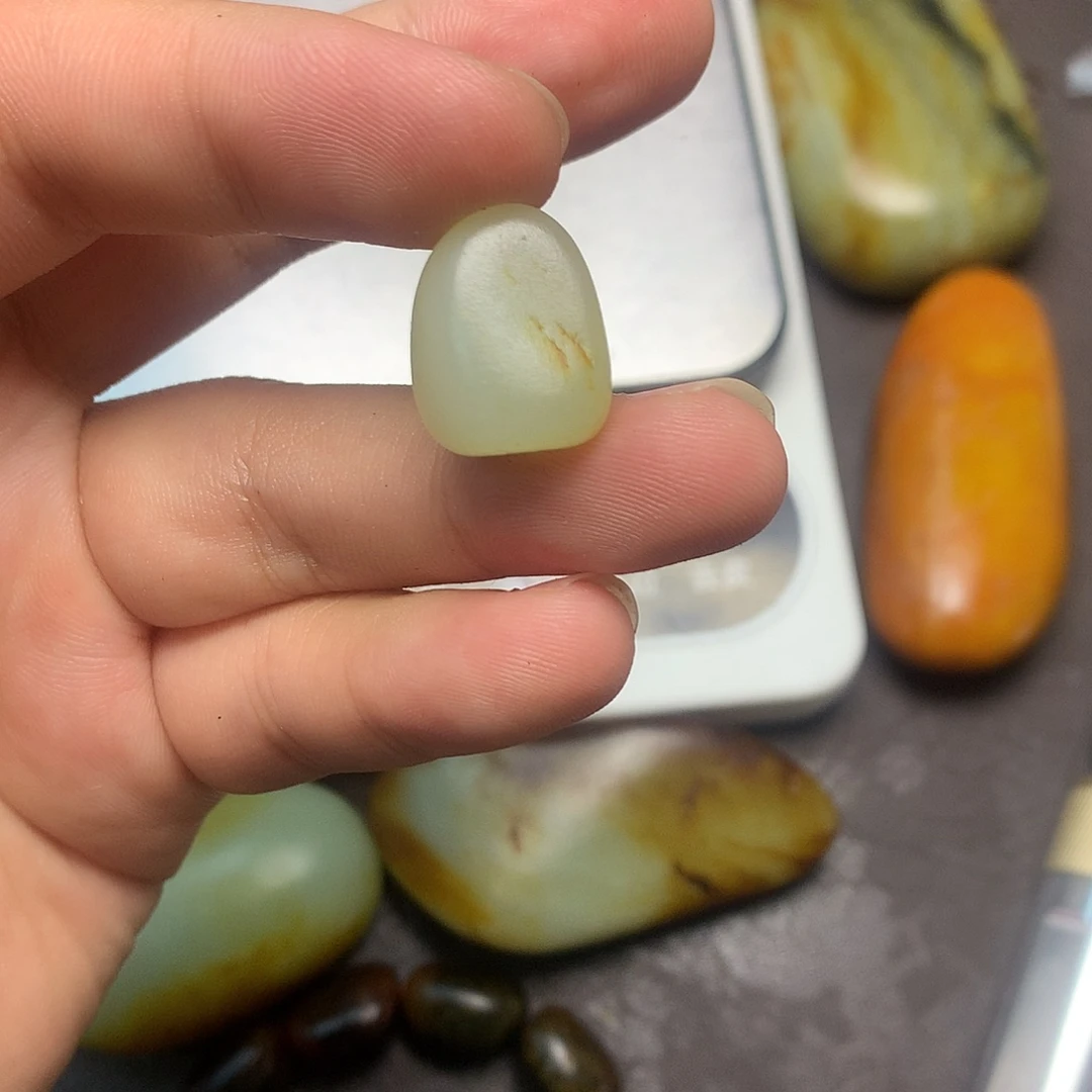 和田玉（糖玉）未镶嵌挂件