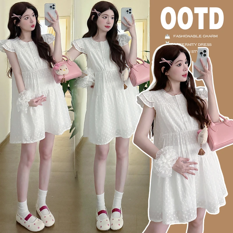 时髦孕妇装新款夏飞飞袖甜美蕾丝花边拼接刺绣宽松时尚洋气连衣裙