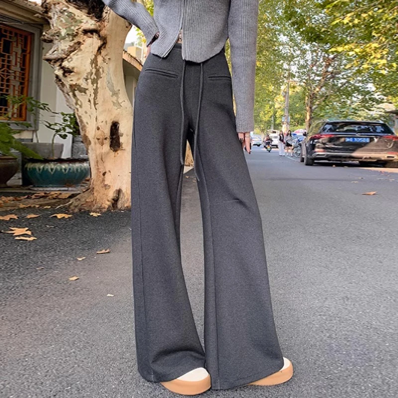 灰色针织慵懒松弛感卫裤女春秋2025新款高腰直筒阔腿裤微喇运动裤