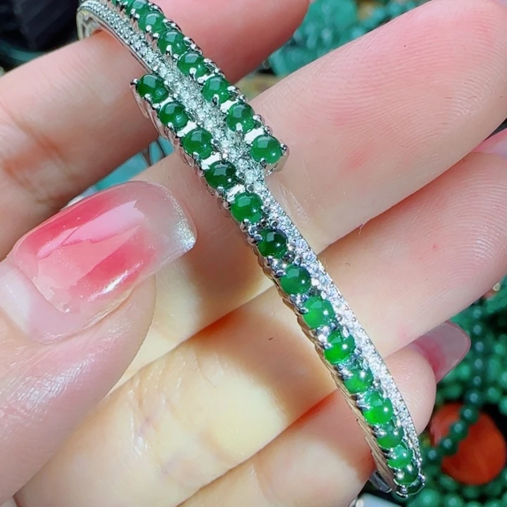 翡翠未镶嵌颈饰天然A货578