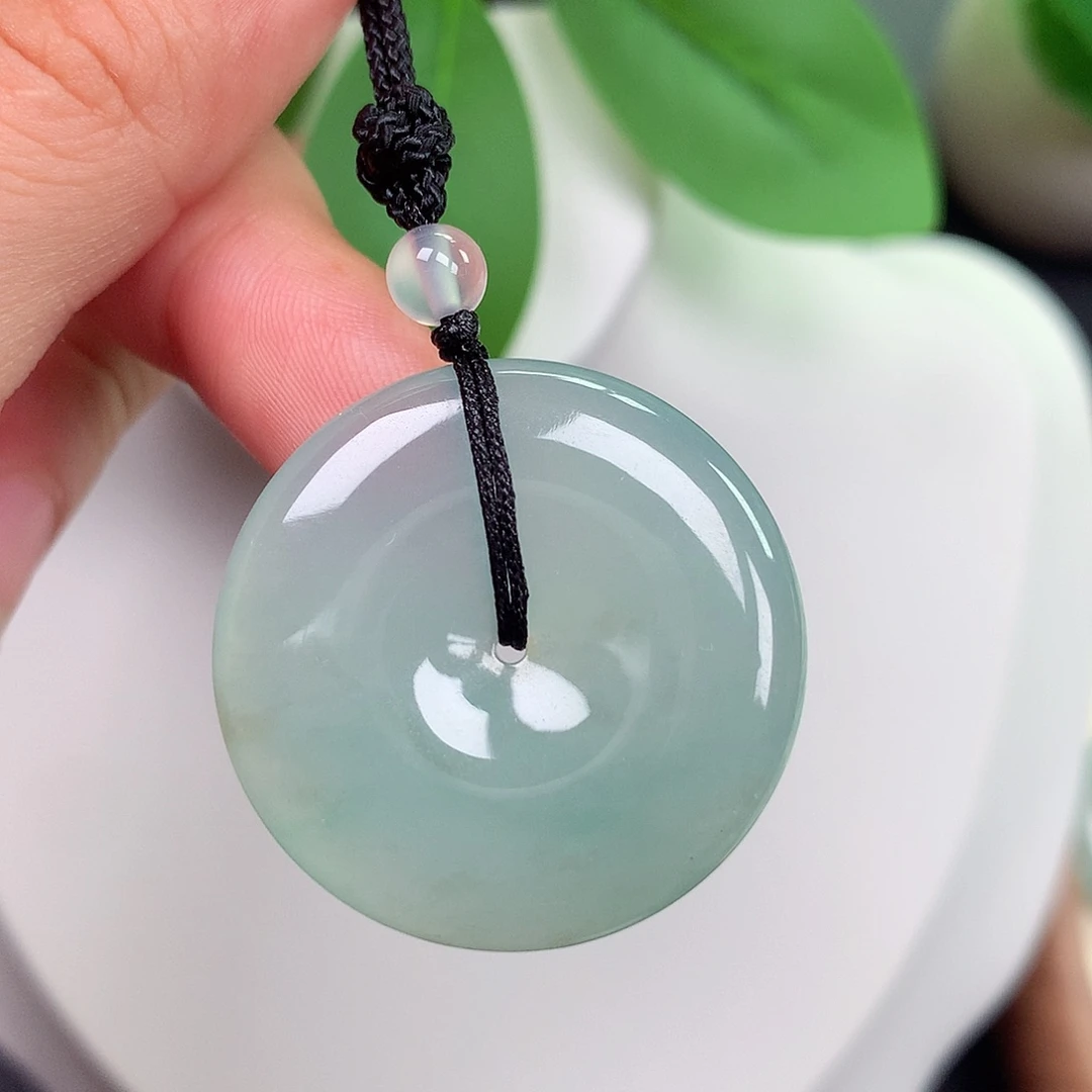 颈饰未镶嵌翡翠平安扣 30.2x5.6mm