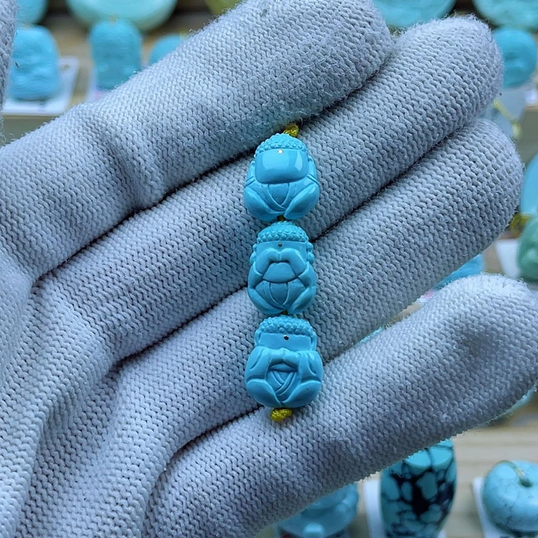 绿松石未镶嵌珠宝奇石