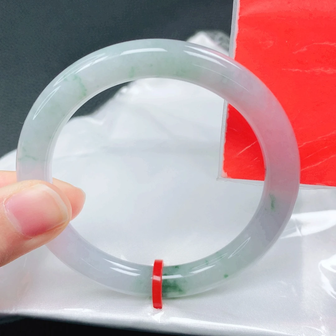 翡翠未镶嵌手镯52圈