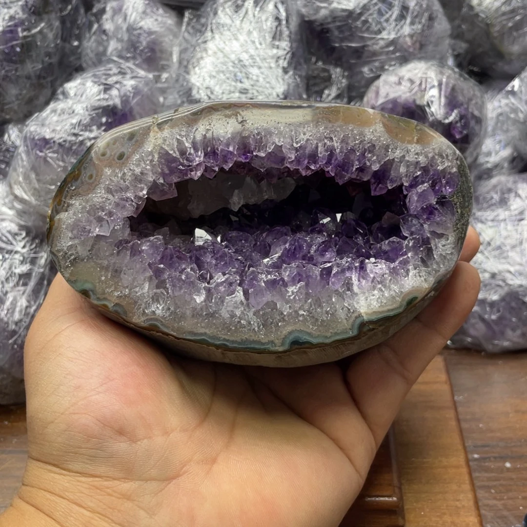 未镶嵌水晶大型摆件（非配饰）