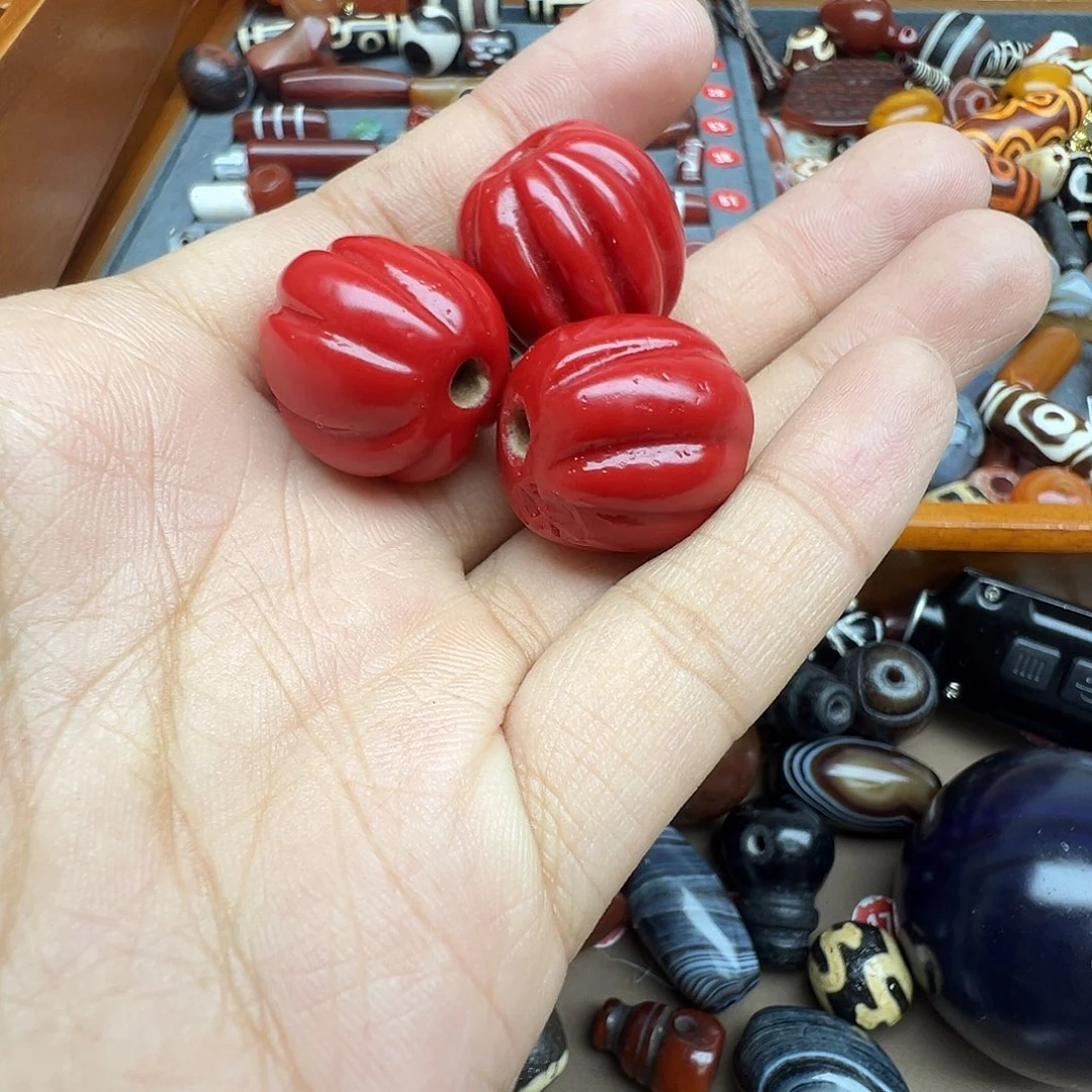 蓝***刀玛瑙/玉髓未镶嵌珠宝半成品