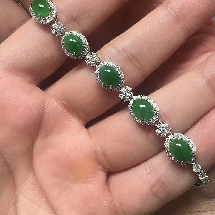 翡翠未镶嵌颈饰天然A货翡翠放漏