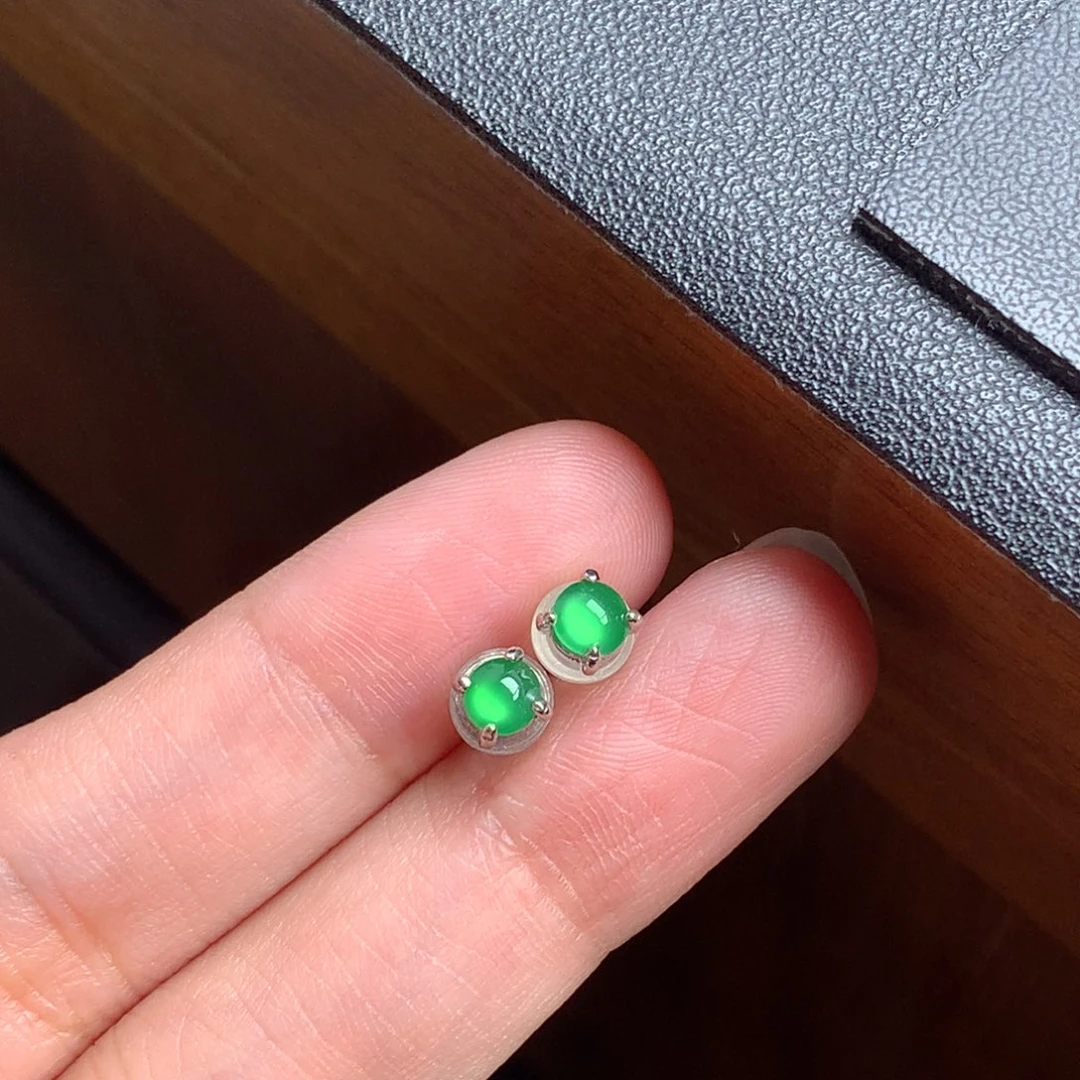 翡翠银S925镶嵌耳饰木纳绿蛋