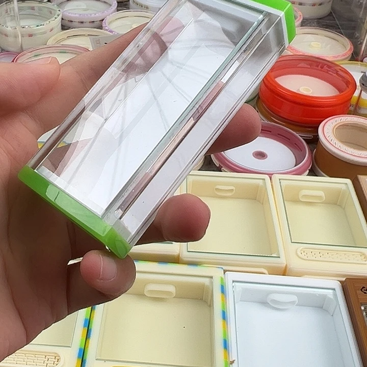 玻璃面潮界盒一个