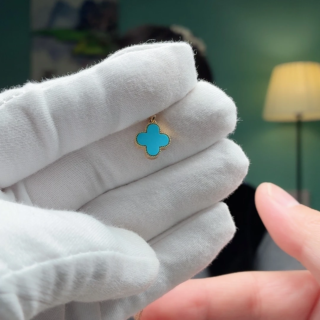 绿松石18K金镶嵌珠宝奇石