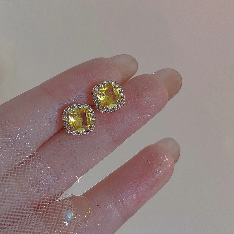 铜合金合成锆石耳饰 百搭精致网红复古日韩女耳钉501